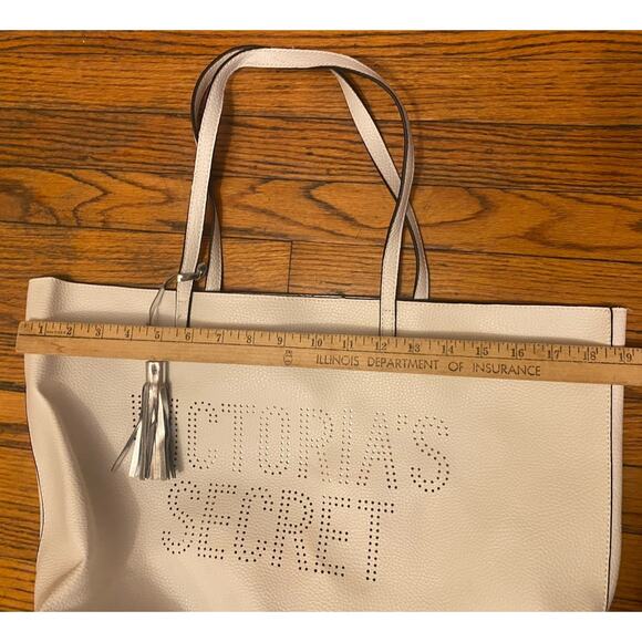 Victoria Secret White Perforated Vegan Leather Tote Bag NWT - Picture 5 of 6